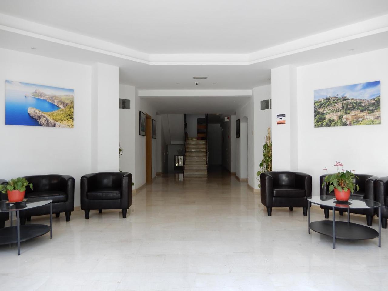 Marina Palmanova Apartamentos Exterior photo